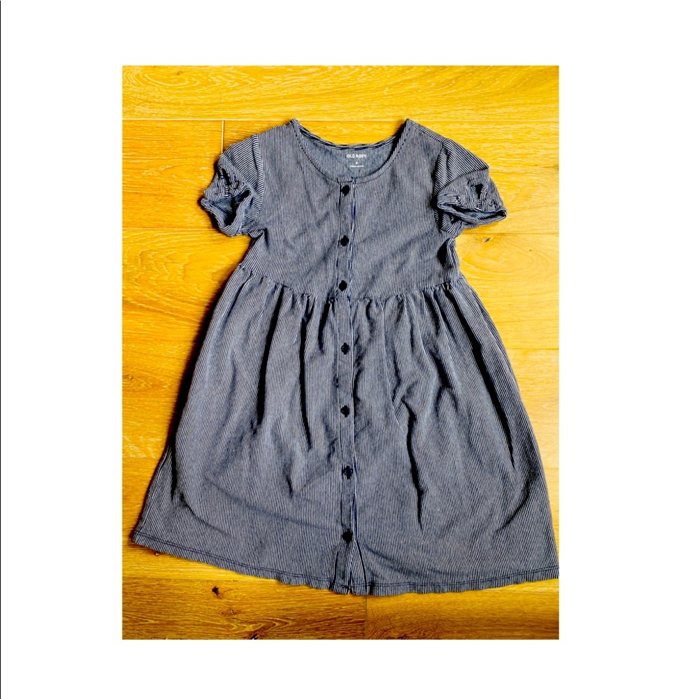 Girl’s 5T Striped Dress